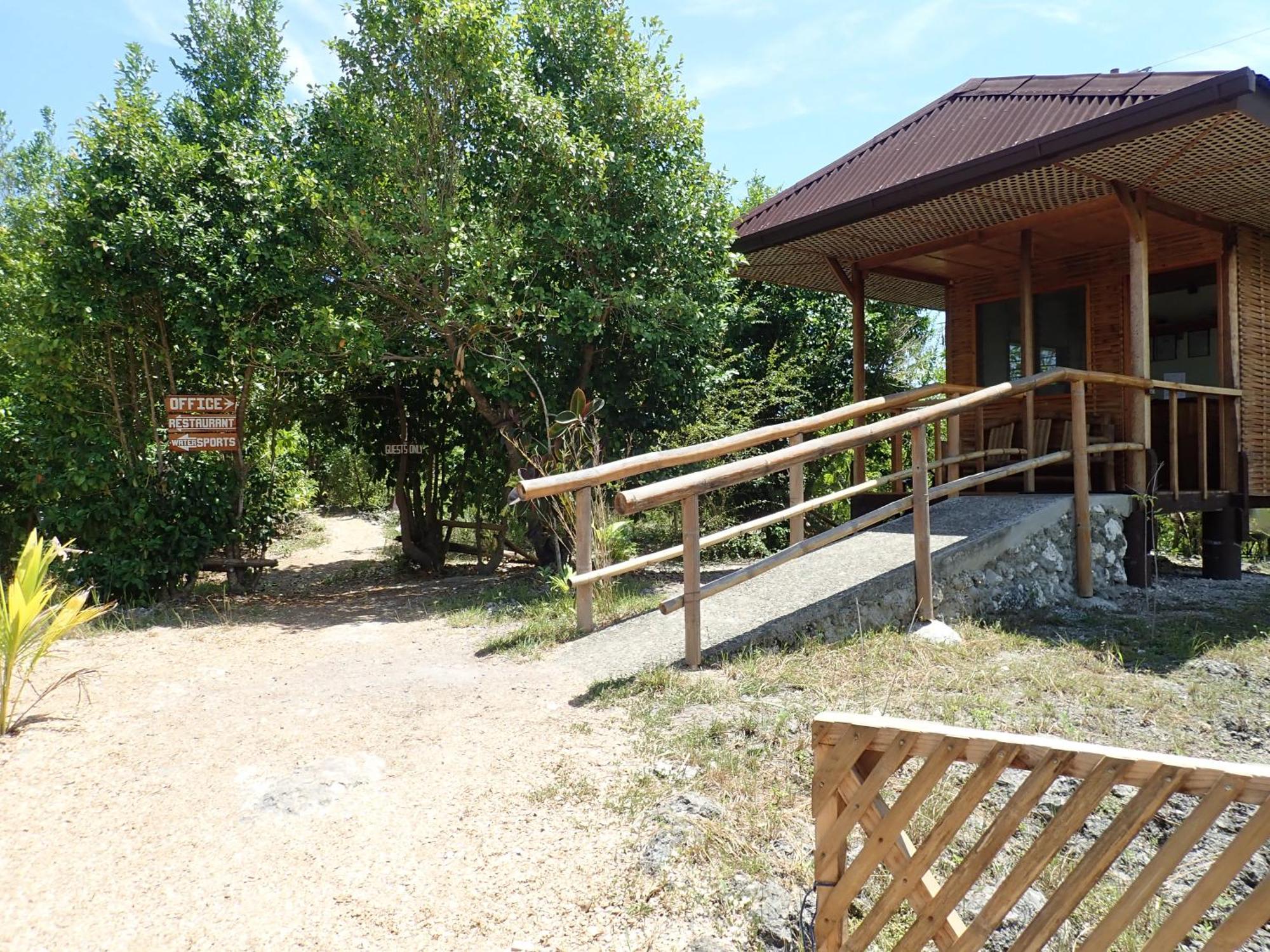 Eskapo Verde Lodge Moalboal Badian Ngoại thất bức ảnh